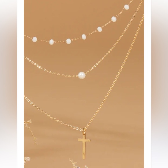 NWT Altar’d State Glass Bead Pendant Layered Necklace - Picture 6 of 6